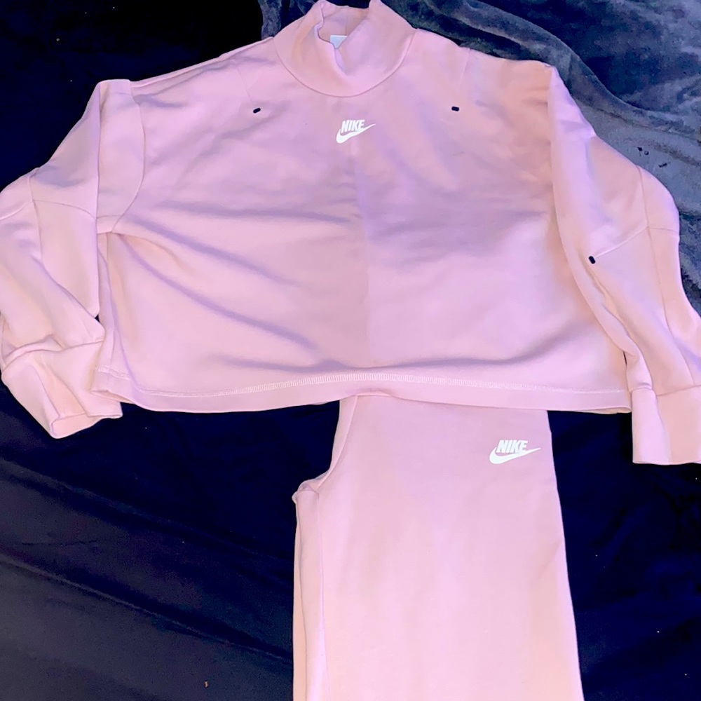 Xs Jogging Suit